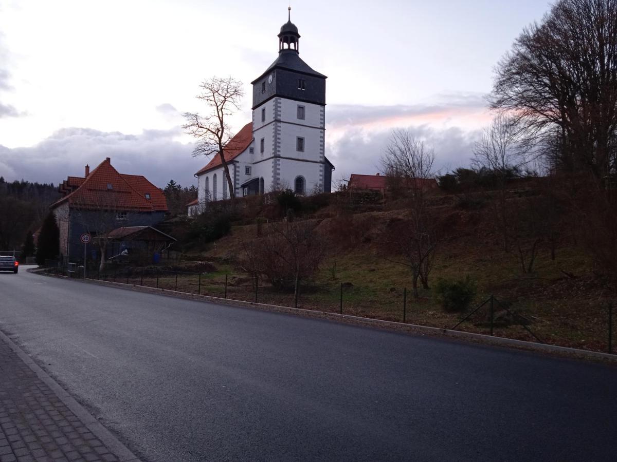 Hotel & Restaurant Zum Adlersberg Schleusingen 外观 照片