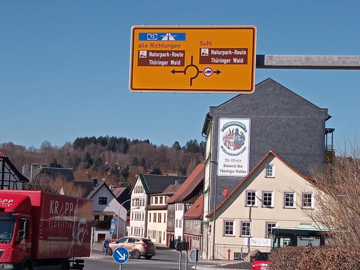 Hotel & Restaurant Zum Adlersberg Schleusingen 外观 照片